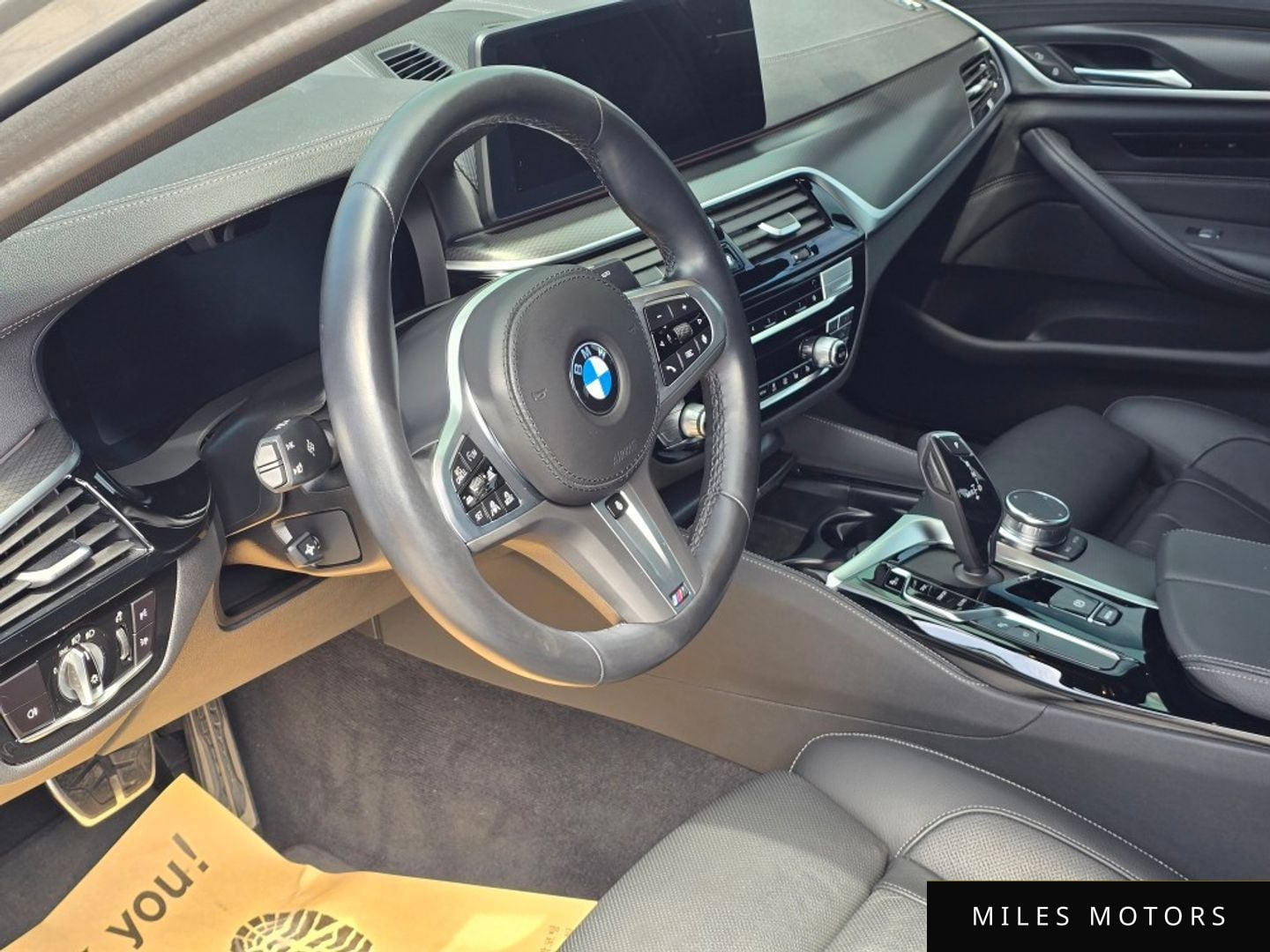 BMW 5 Series (G30) 2023 — миниатюра 12