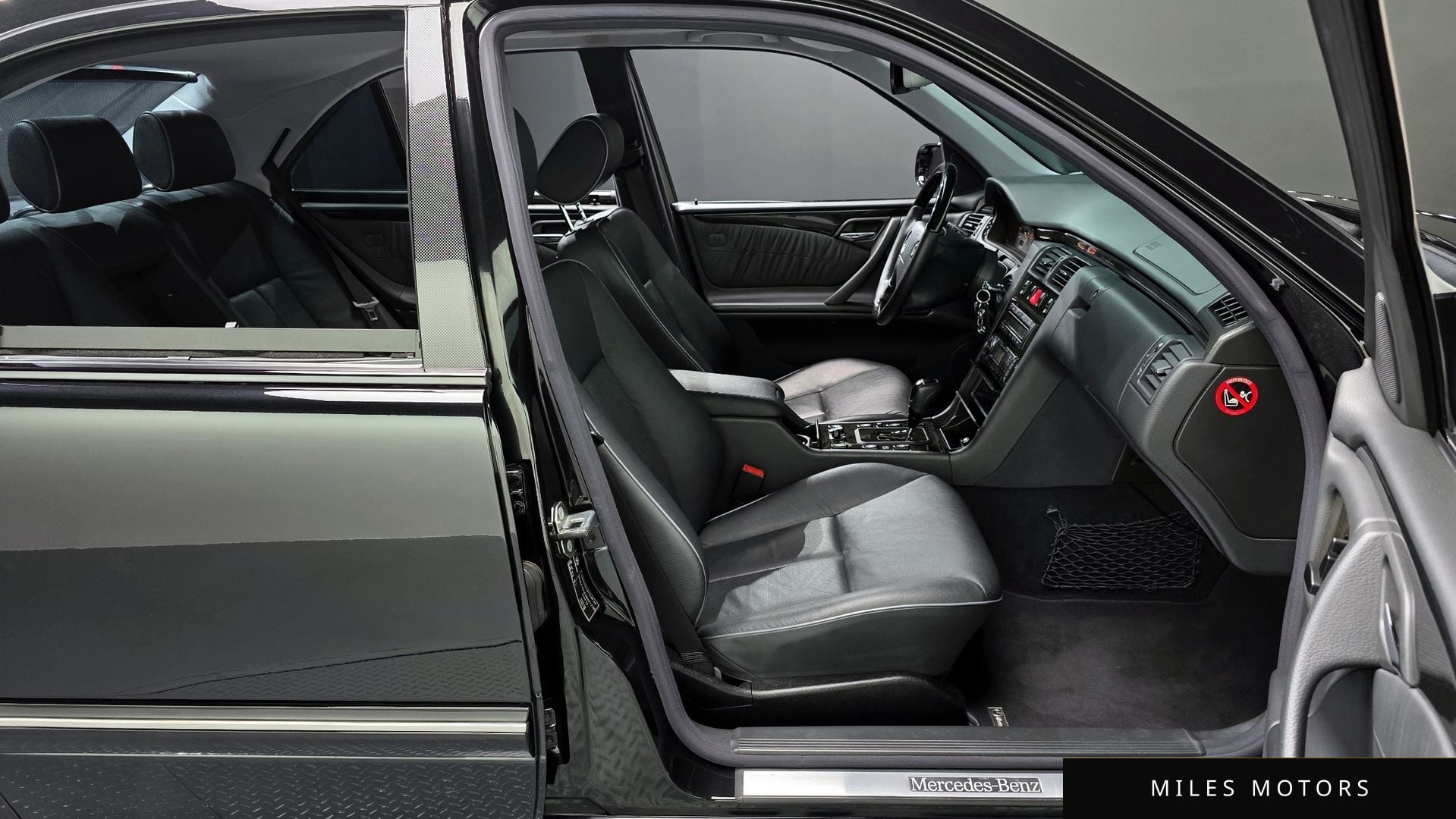 Mercedes-Benz E-Class W210 2002 — миниатюра 11