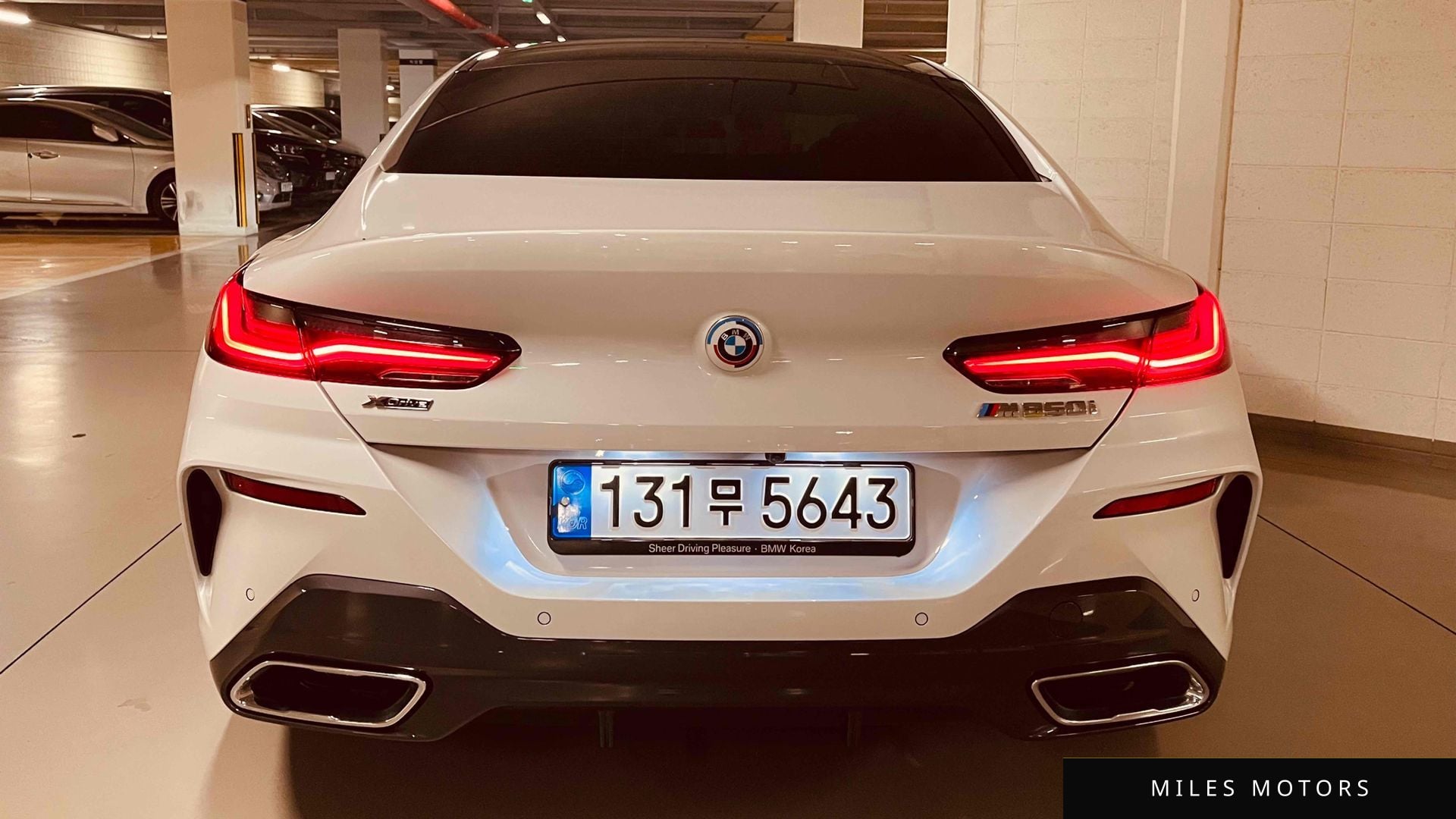 BMW 8 Series (G15) 2023 — миниатюра 4