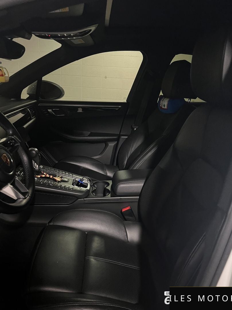 Porsche Macan 2017 — миниатюра 7