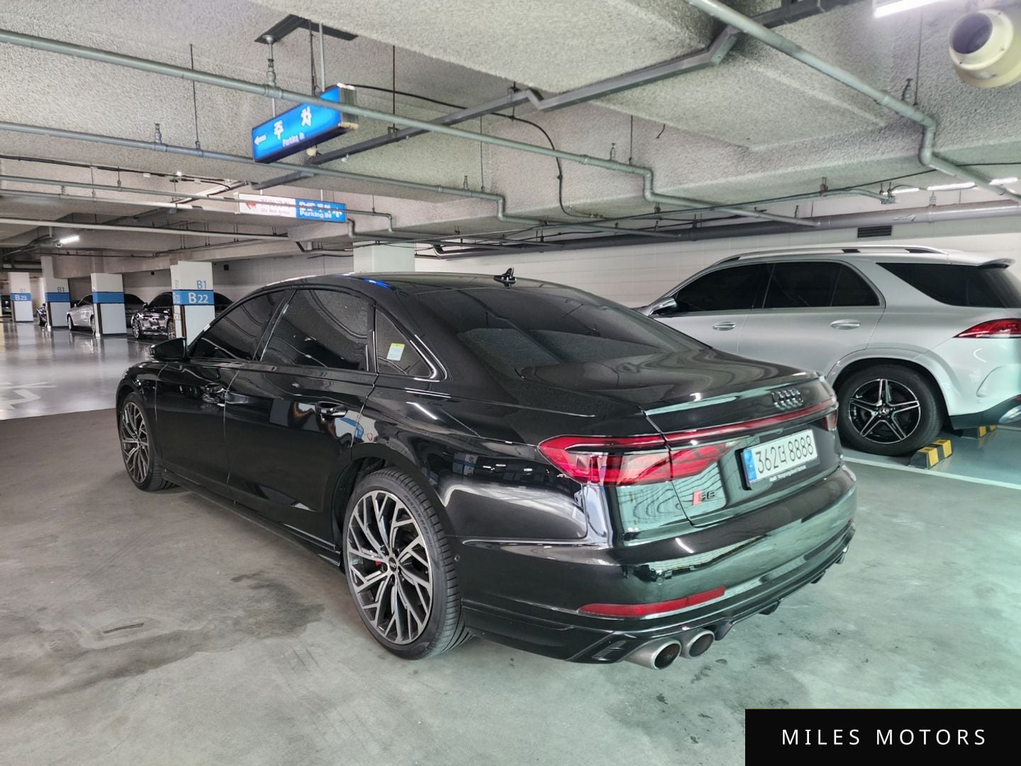 Audi S8 (D5) 2023 — миниатюра 2