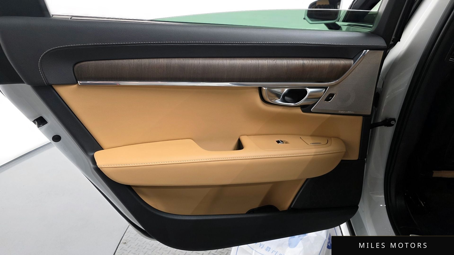 Volvo S90 2023 — миниатюра 15