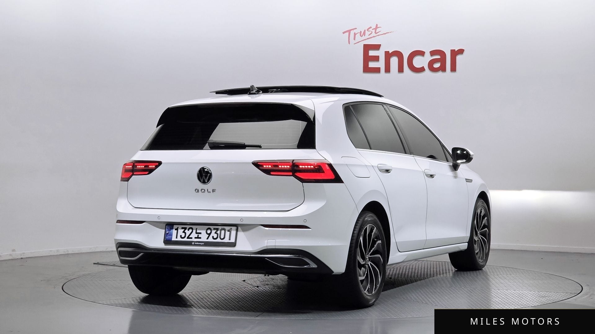 Volkswagen 골프 2022 — миниатюра 2