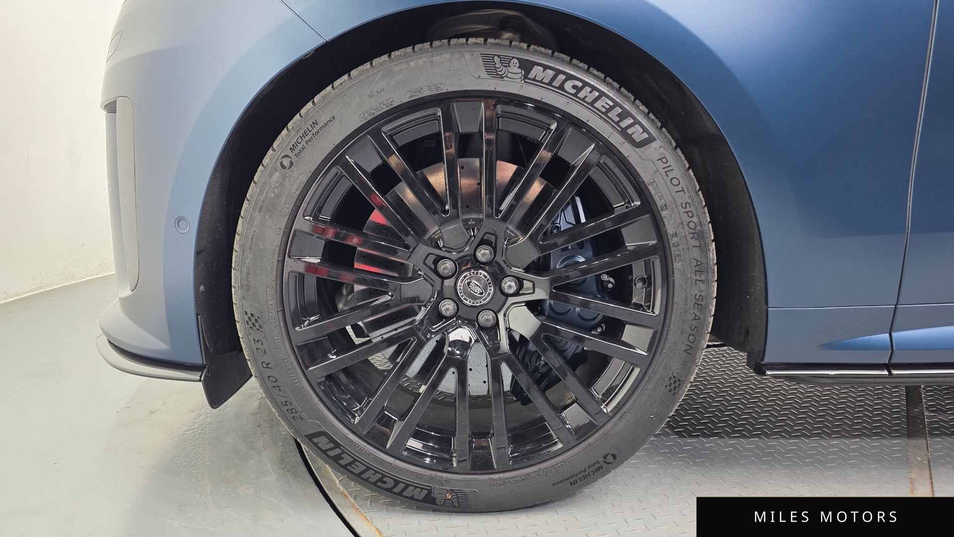 Land Rover Range Rover Sport 2025 — миниатюра 5