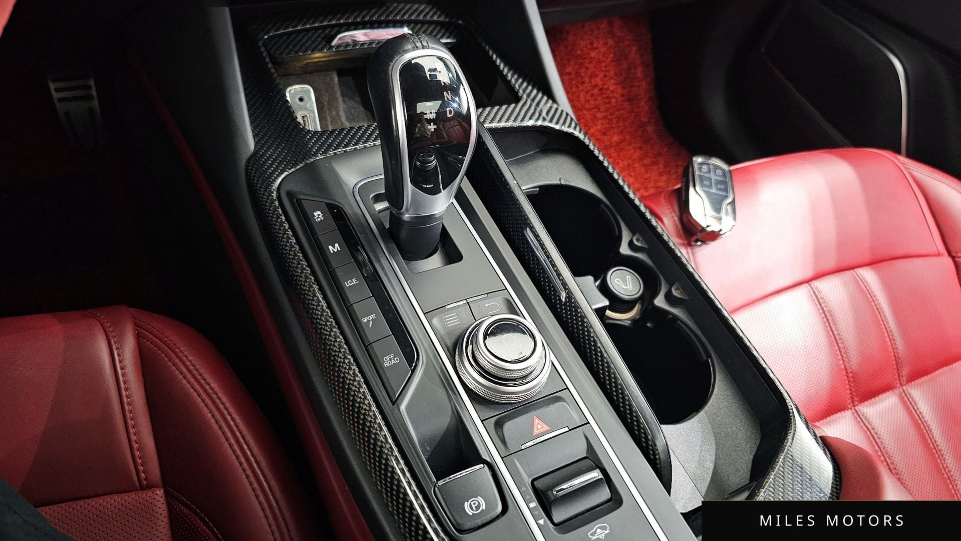 Maserati 르반떼 2018 — миниатюра 9