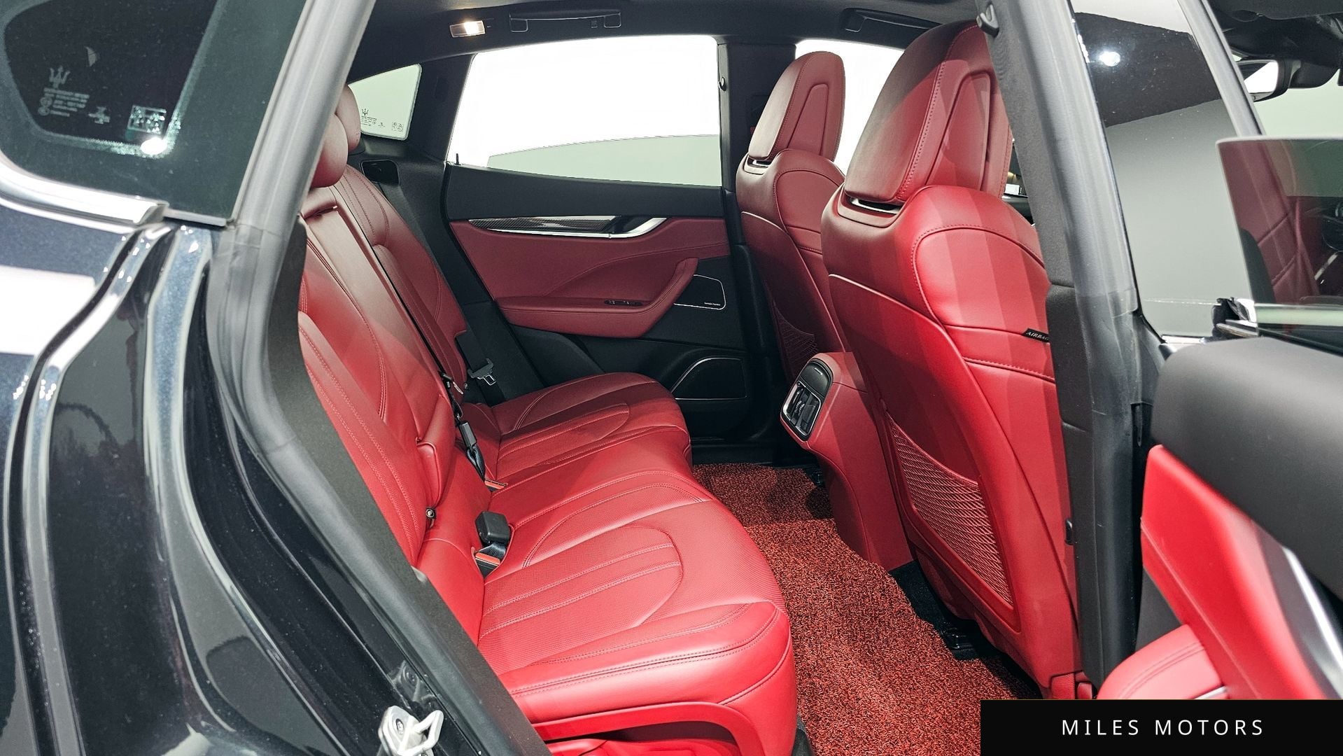 Maserati 르반떼 2018 — миниатюра 12
