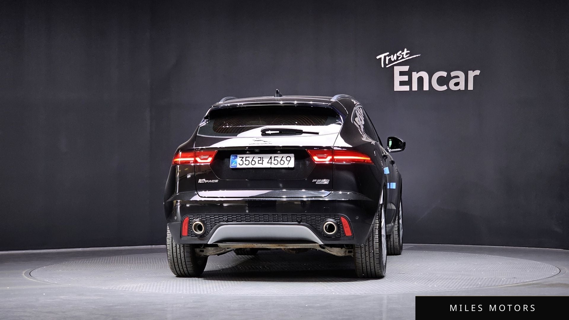 Jaguar E-PACE 2020 — миниатюра 4
