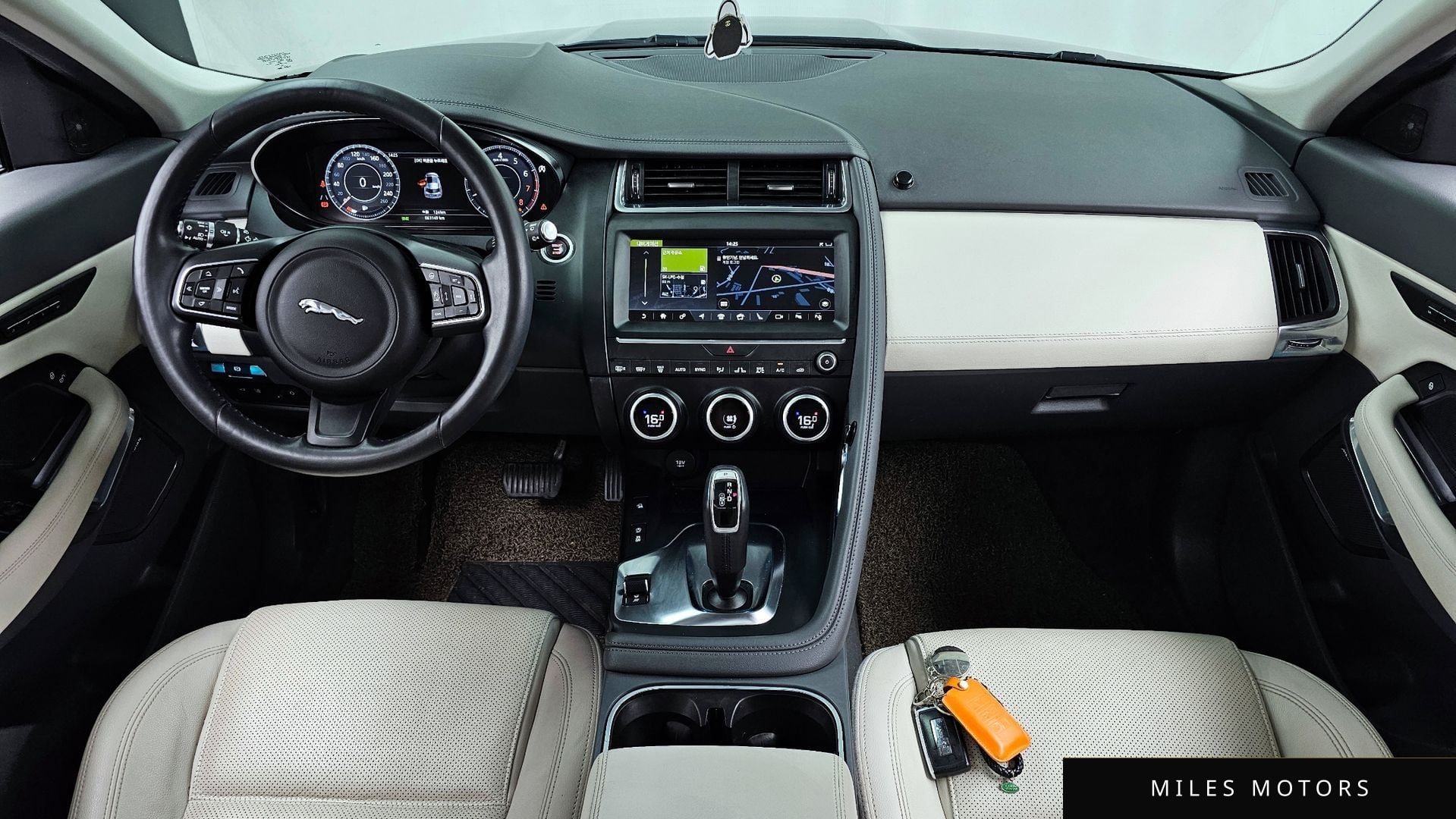 Jaguar E-PACE 2020 — миниатюра 10