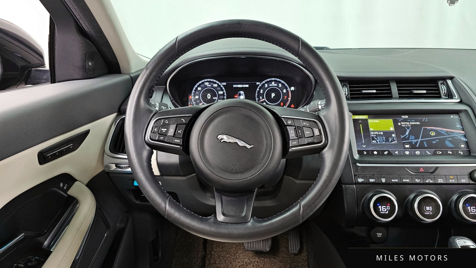 Jaguar E-PACE 2020 — миниатюра 19