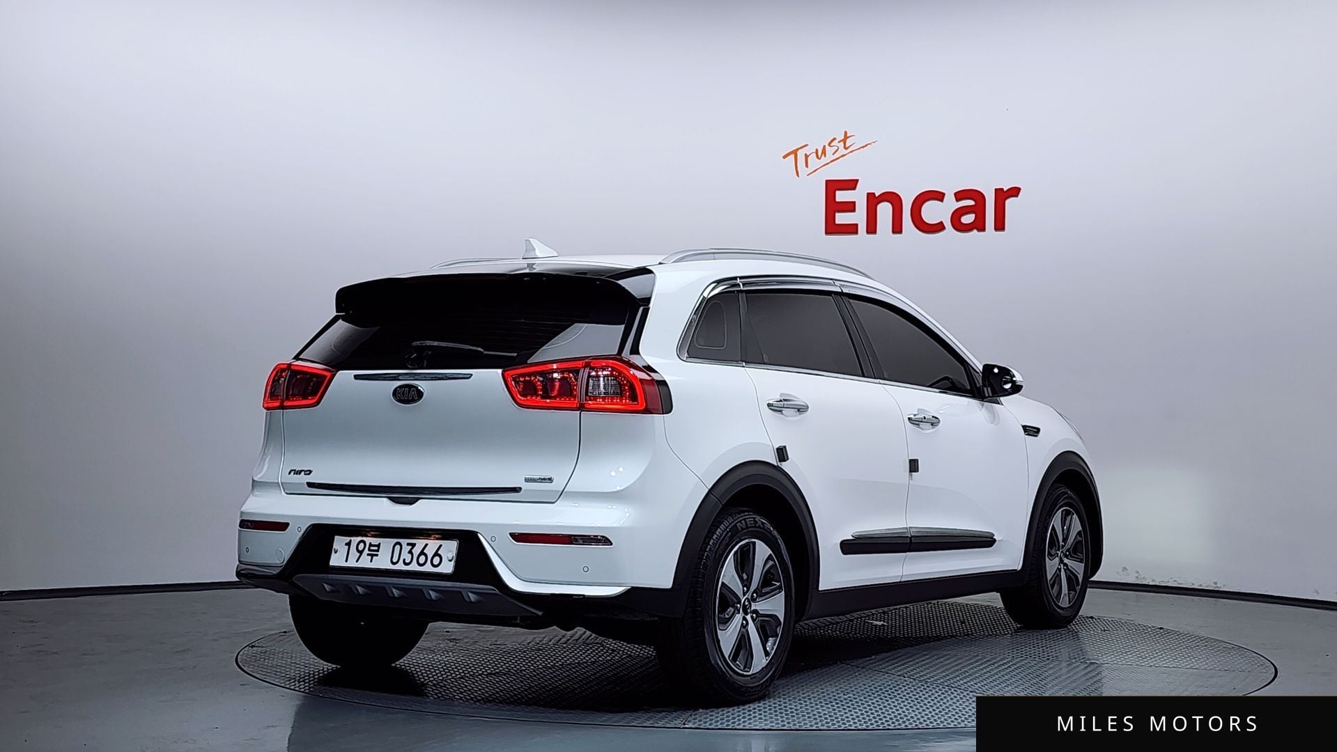 Kia Niro 2017 — миниатюра 2
