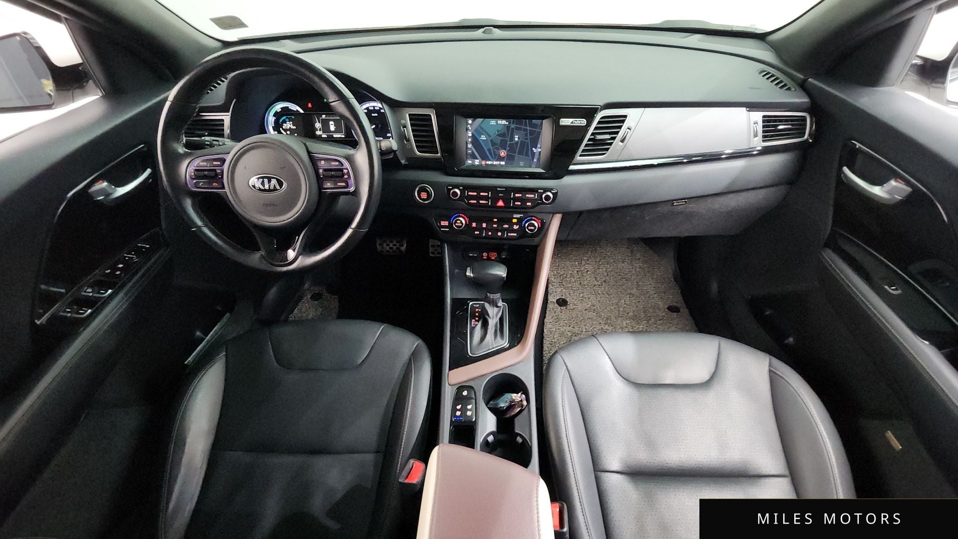 Kia Niro 2017 — миниатюра 10