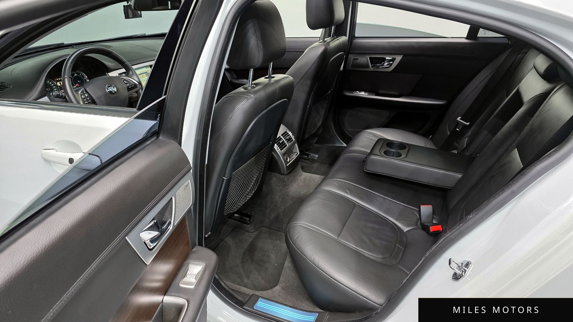 Jaguar New XF 2014 — миниатюра 12