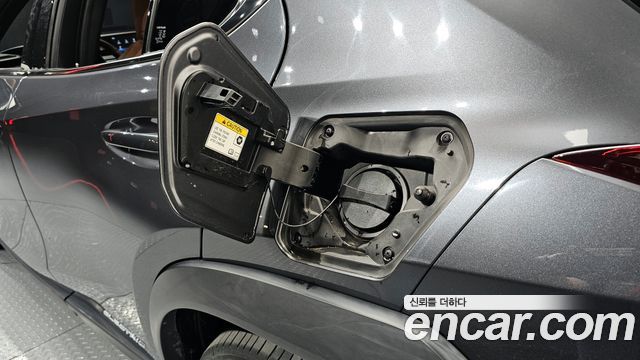 Лексус UX300e 2022 — миниатюра 30