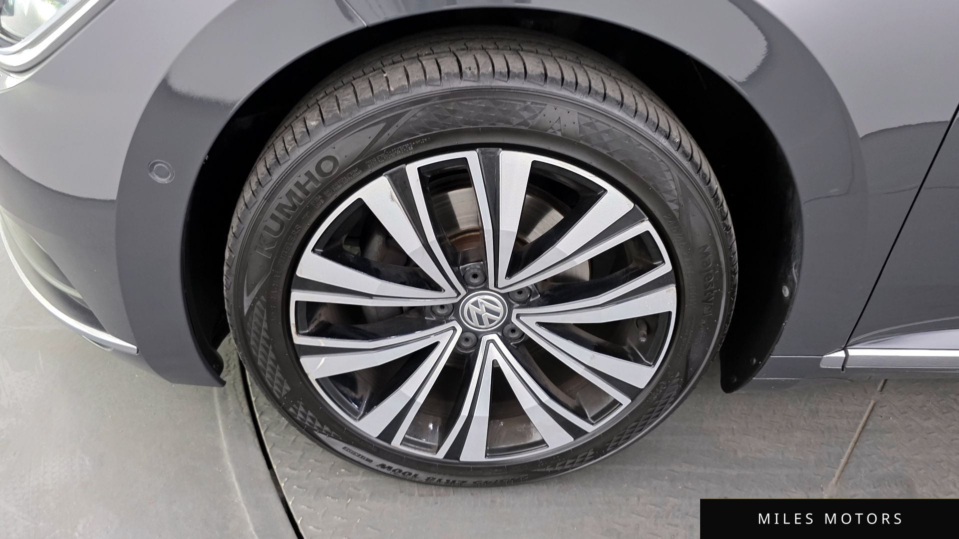 Volkswagen 아테온 2019 — миниатюра 5