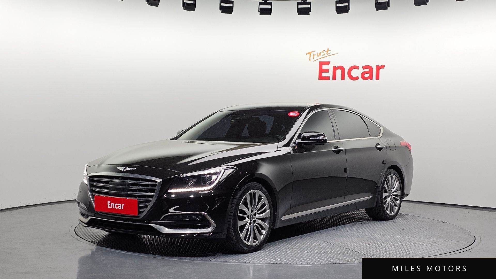 Genesis G80 2018 — фото 1 из 12
