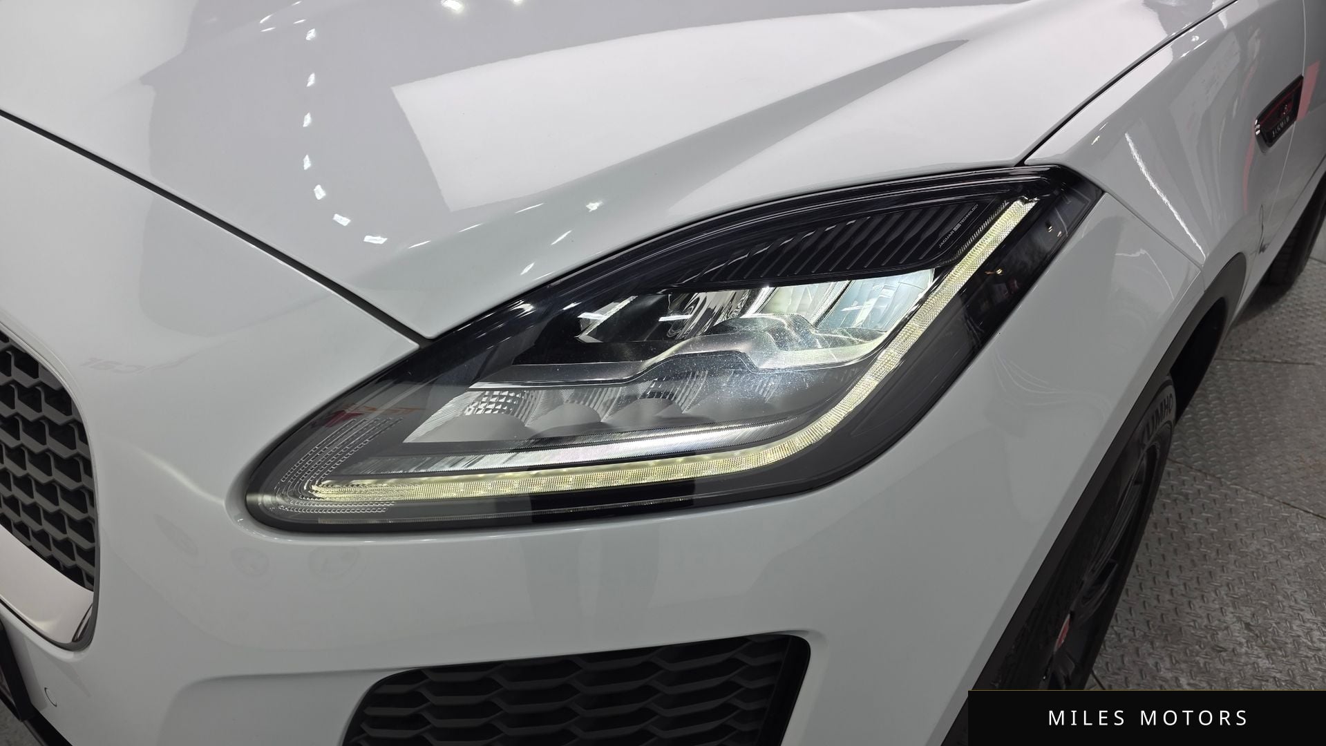 Jaguar E-PACE 2018 — миниатюра 8