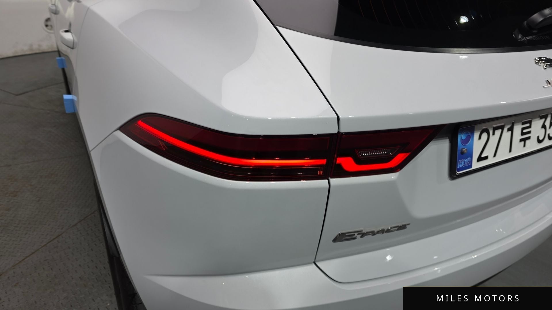 Jaguar E-PACE 2018 — миниатюра 9