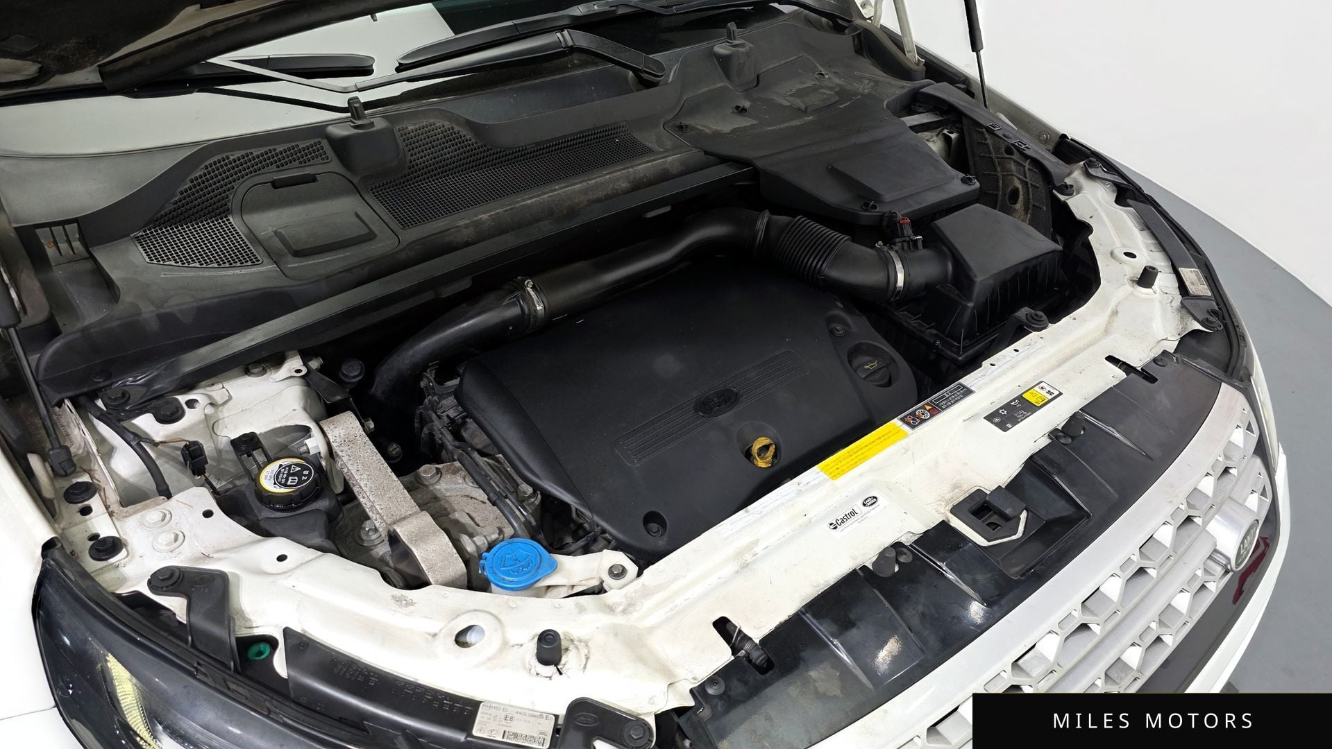 Land Rover Discovery Sport 2015 — миниатюра 6