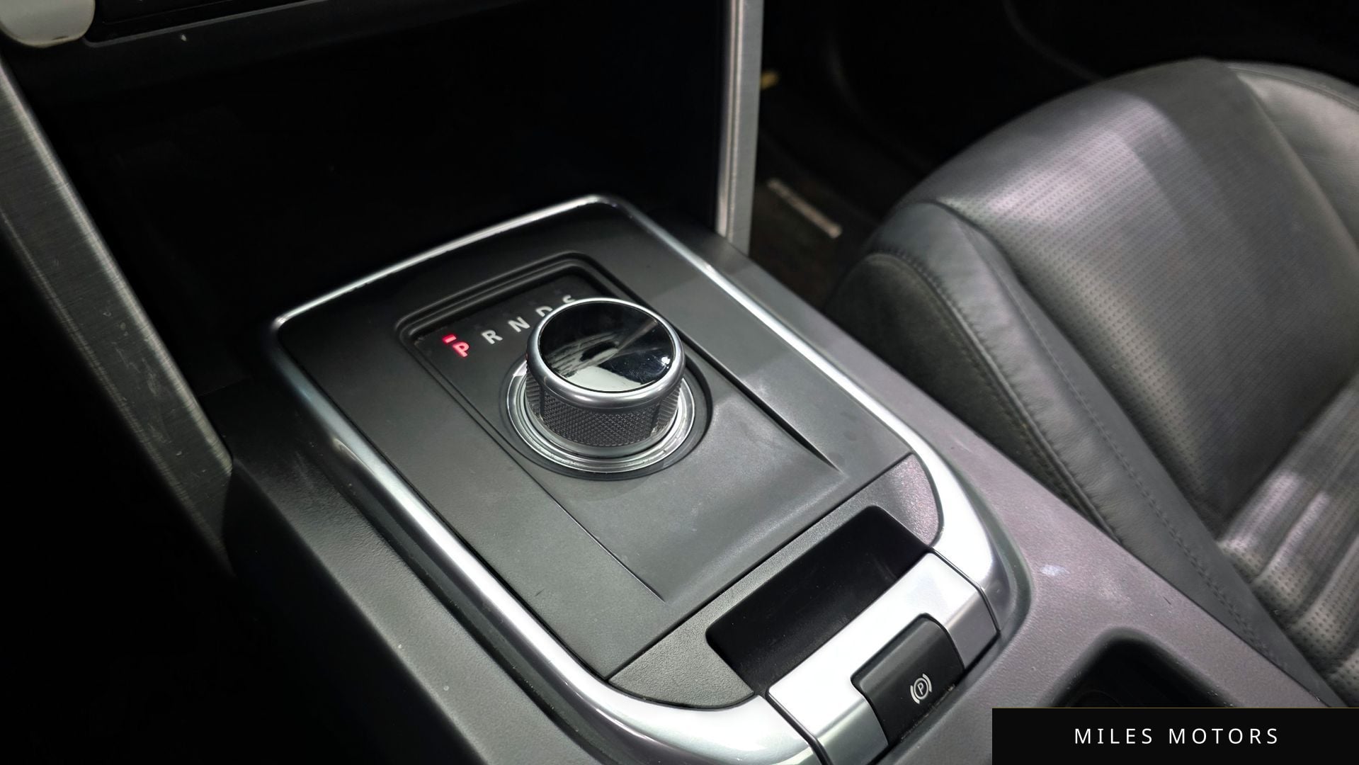 Land Rover Discovery Sport 2015 — миниатюра 9