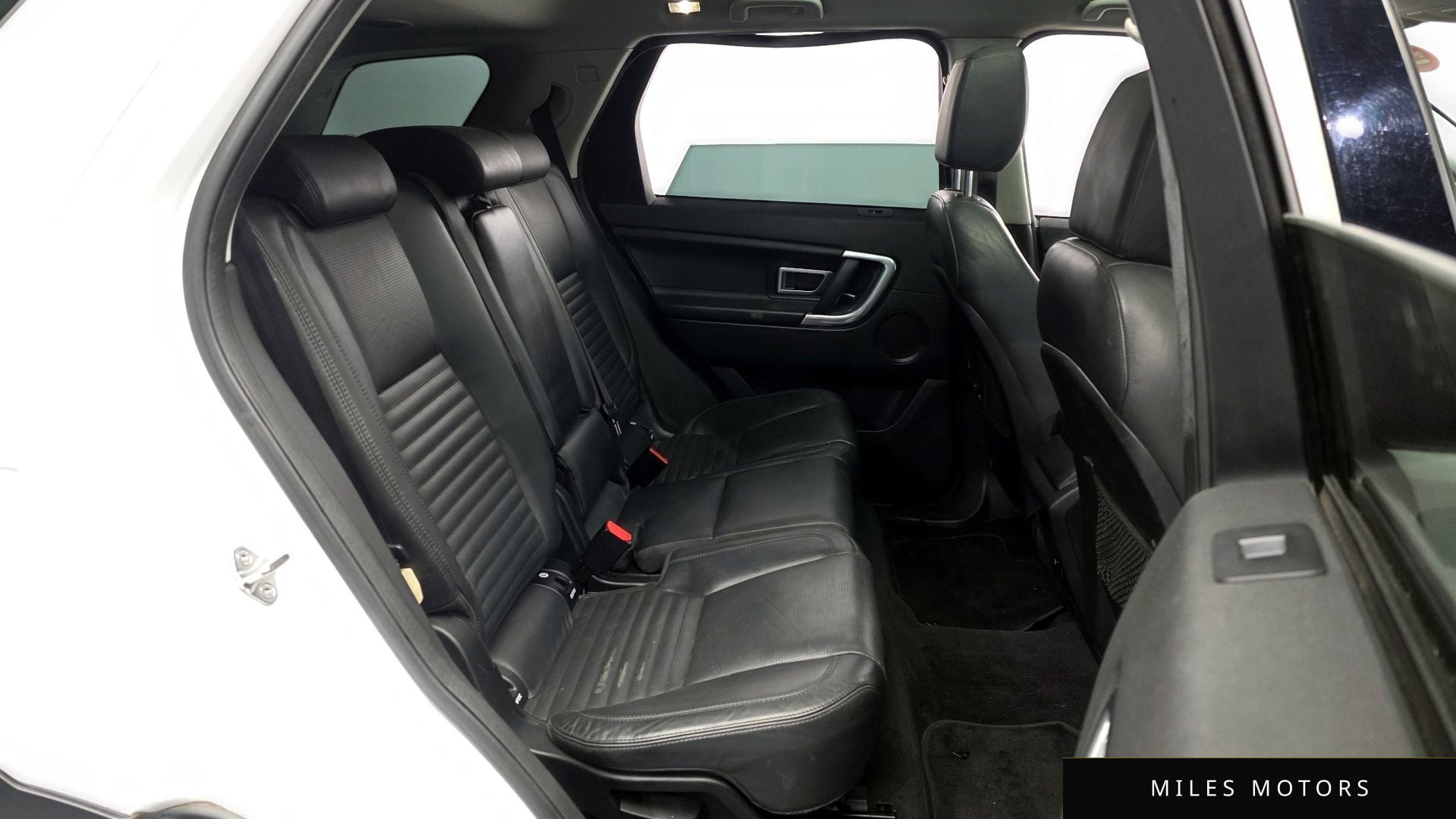 Land Rover Discovery Sport 2015 — миниатюра 11
