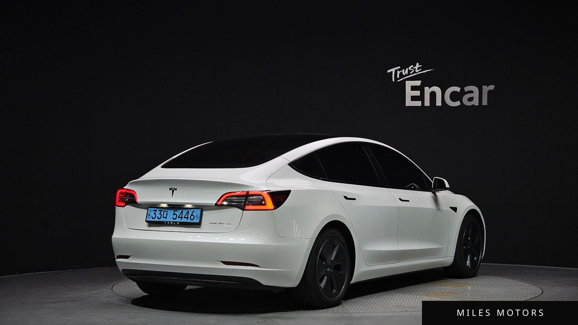 Tesla Model 3 2022 — миниатюра 2