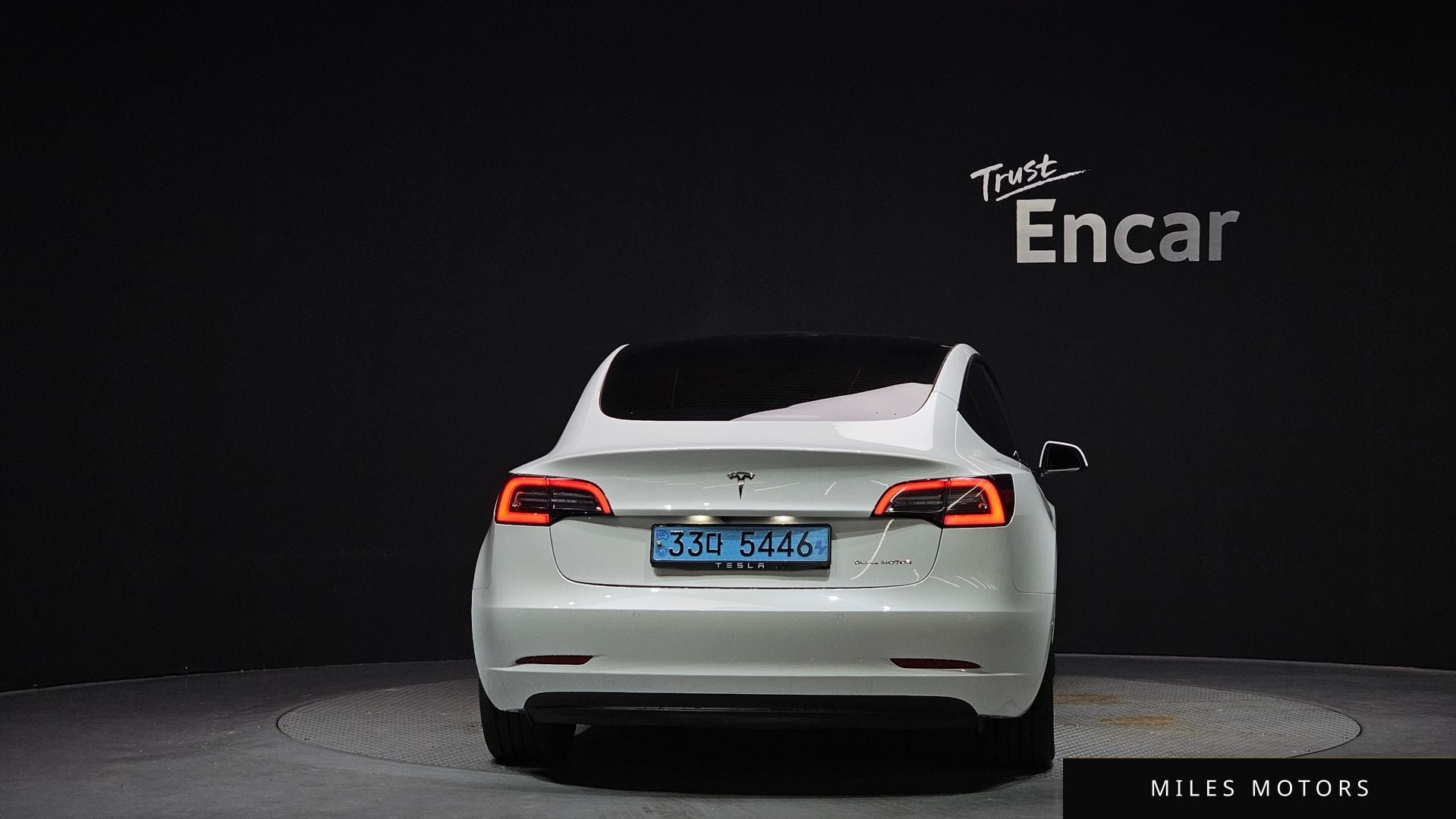 Tesla Model 3 2022 — миниатюра 4