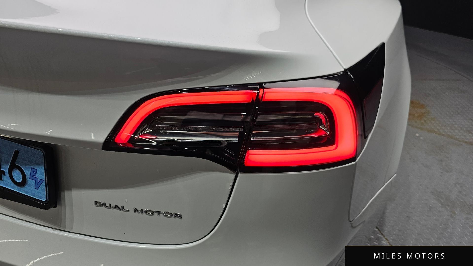 Tesla Model 3 2022 — миниатюра 9