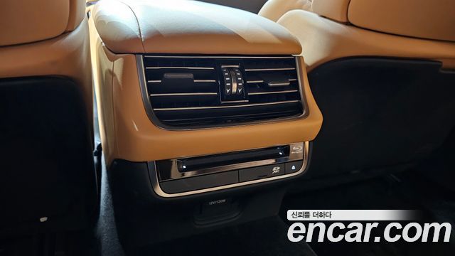 Лексус LS500h 2021 — миниатюра 31