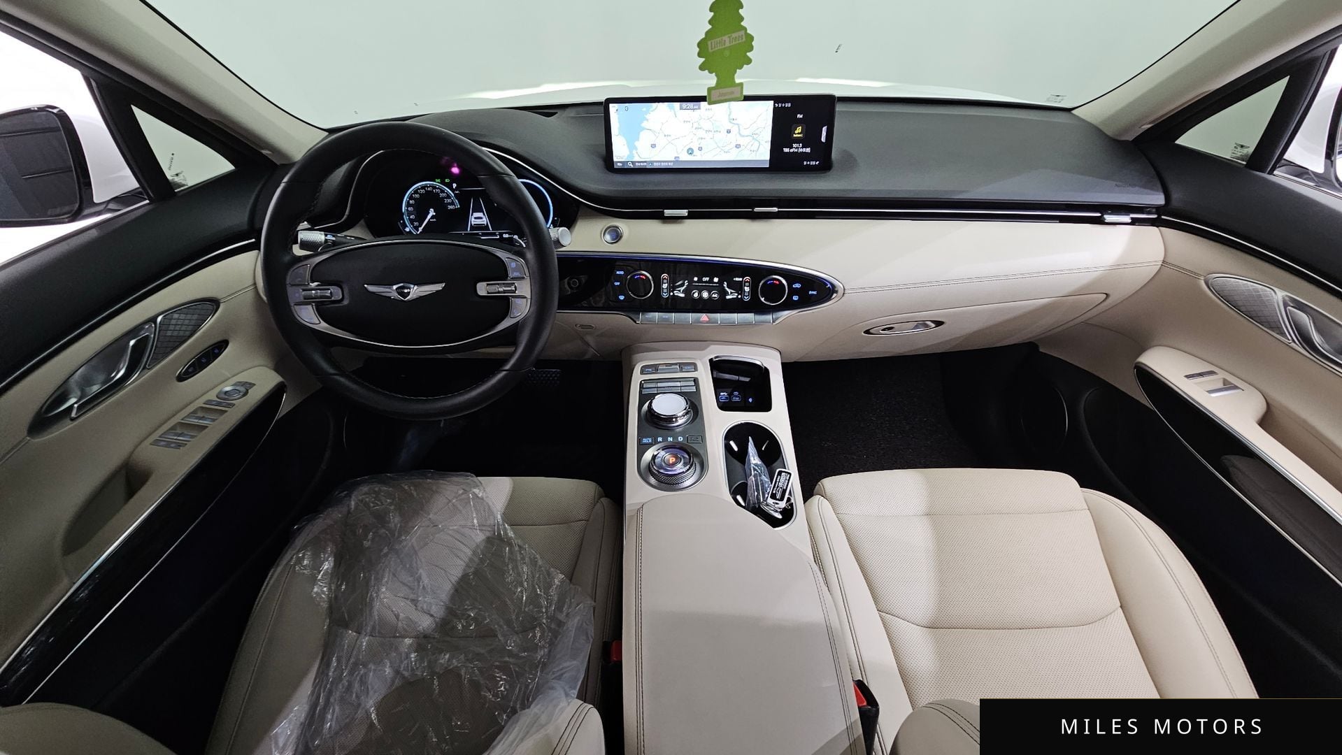 Genesis GV70 2023 — миниатюра 10