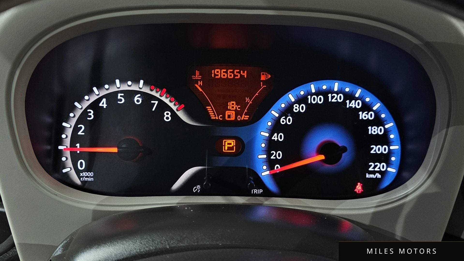 Nissan 큐브 2013 — миниатюра 8