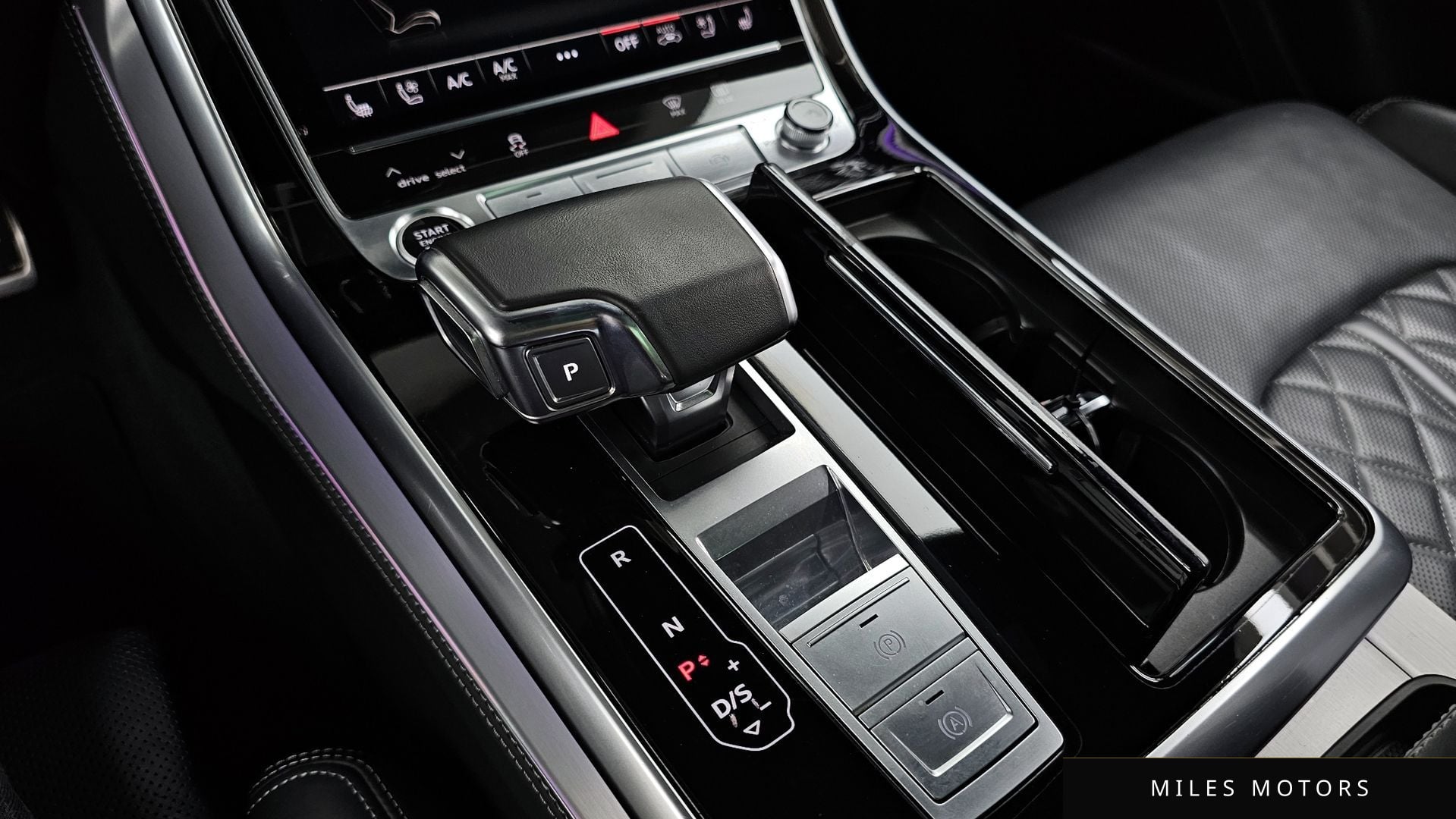 Audi Q8 (4M) 2022 — миниатюра 12