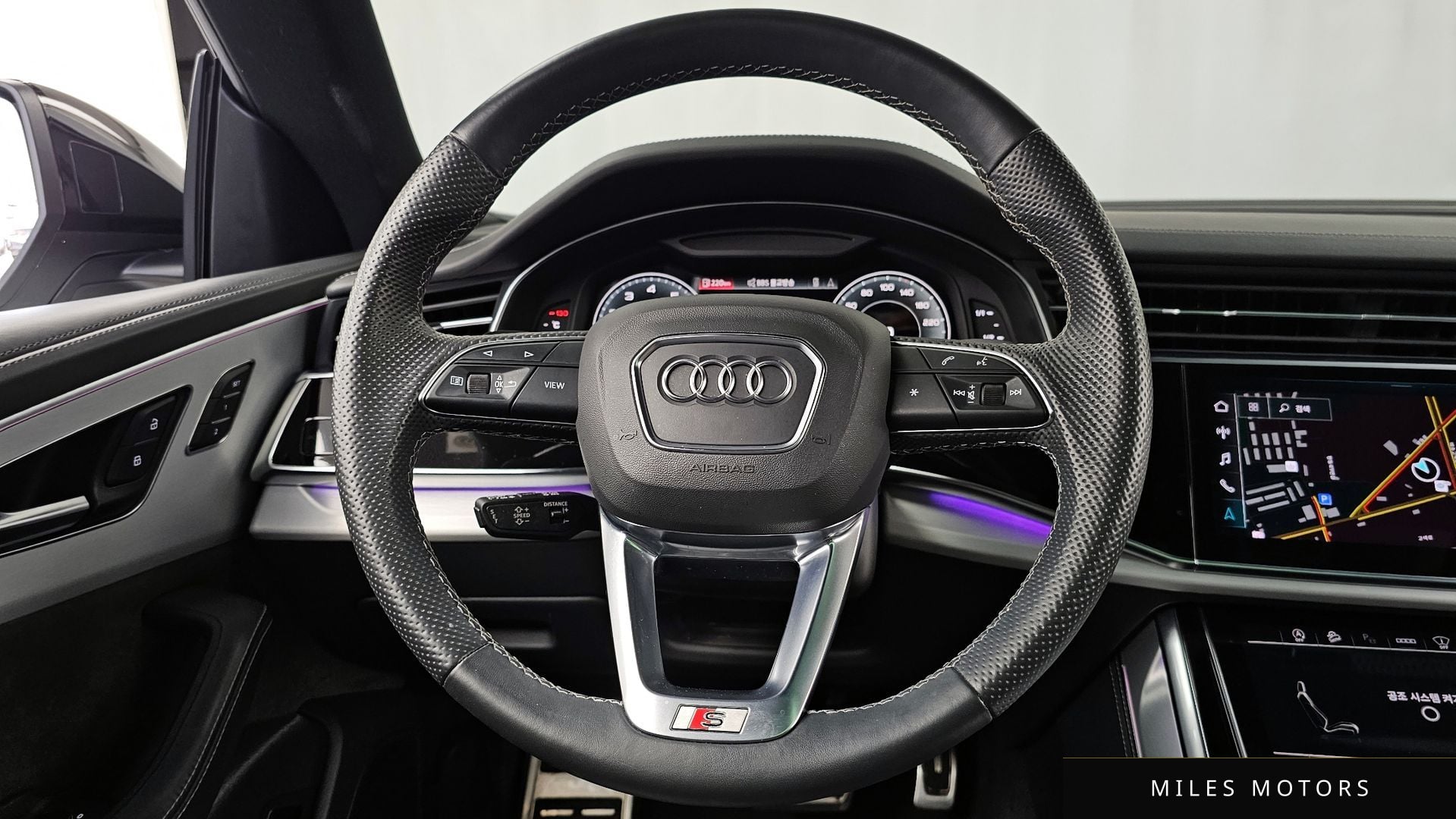 Audi Q8 (4M) 2022 — миниатюра 19