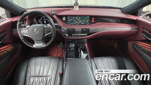 Лексус LS500h 2018 — миниатюра 10