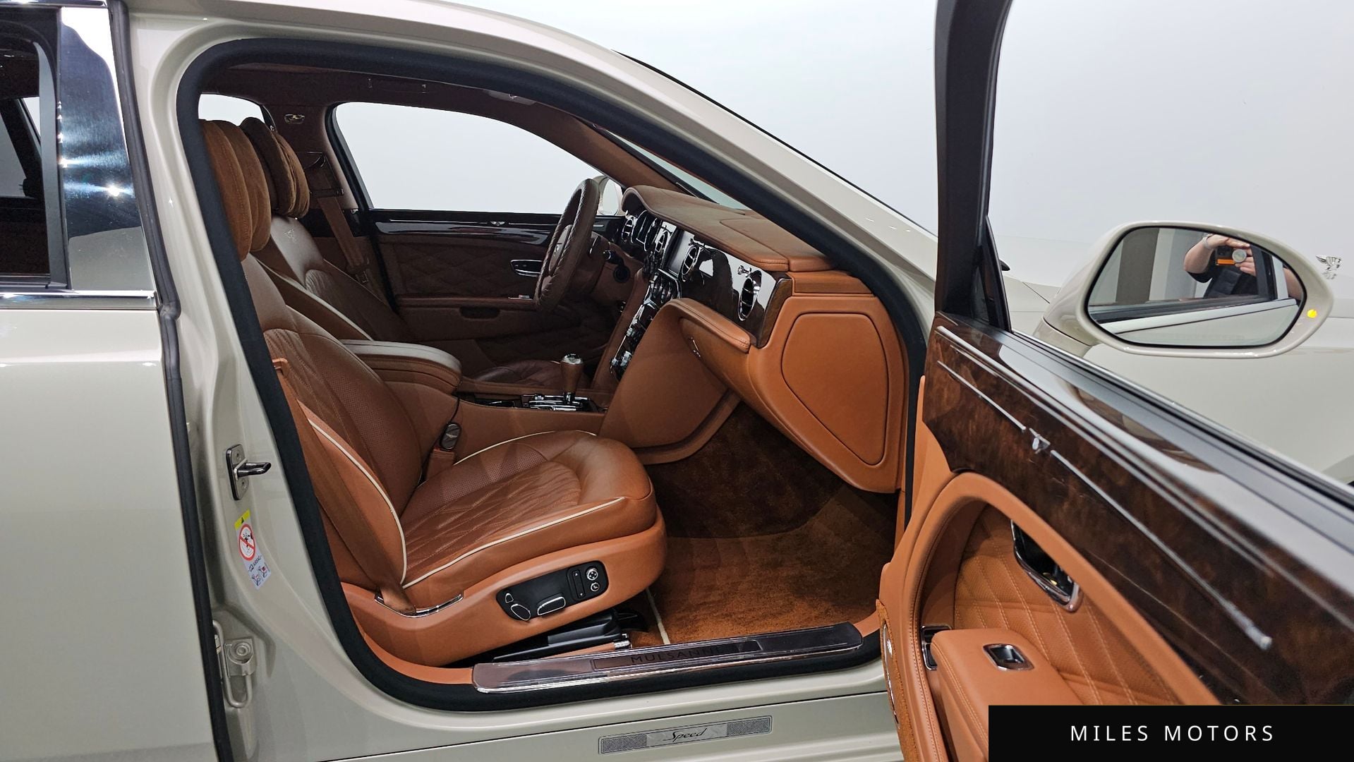 Bentley Mulsanne 2018 — миниатюра 23