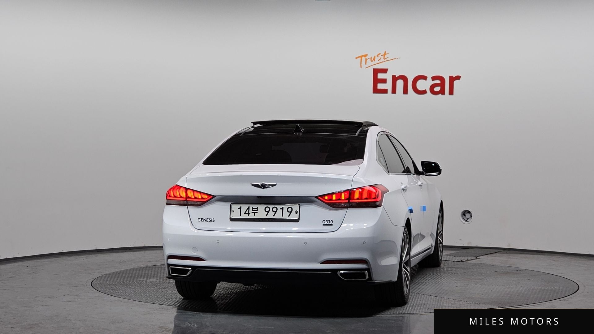 Hyundai Genesis 2015 — миниатюра 4