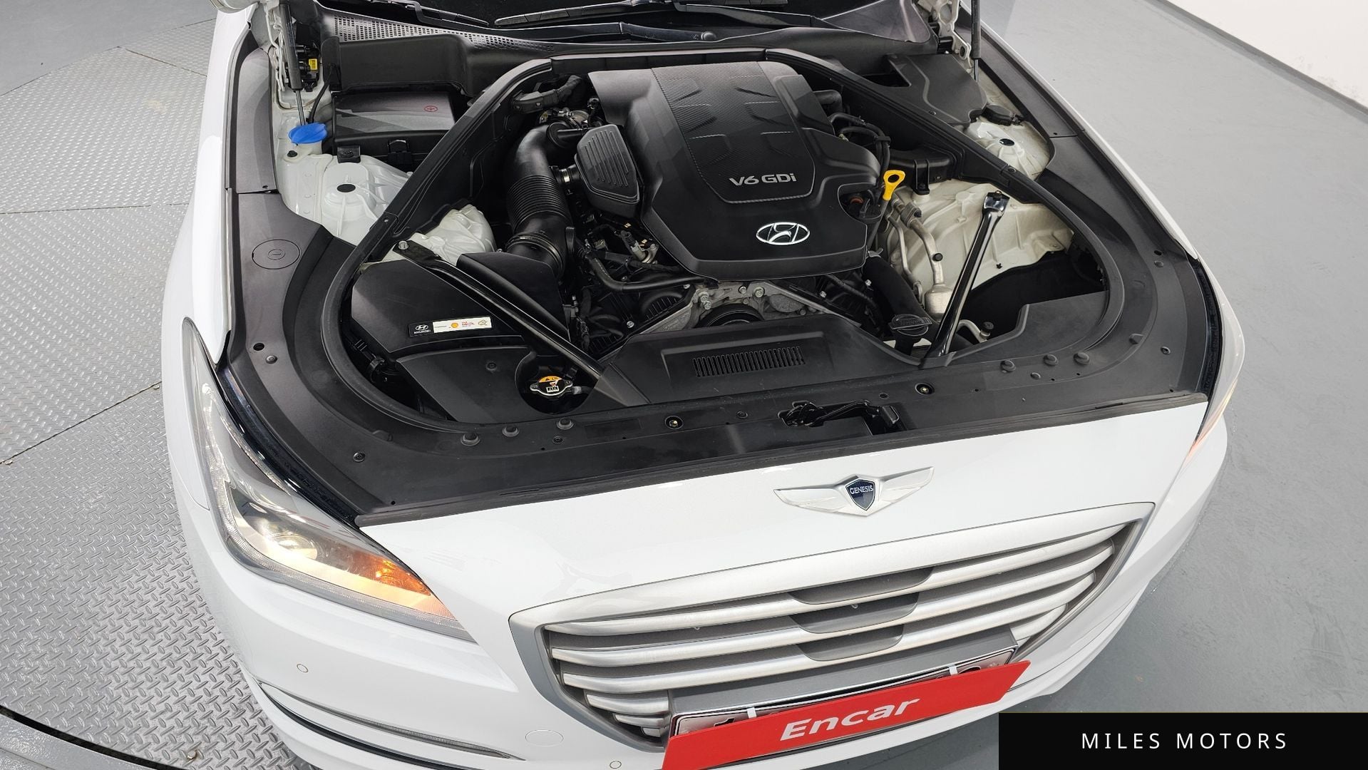 Hyundai Genesis 2015 — миниатюра 6