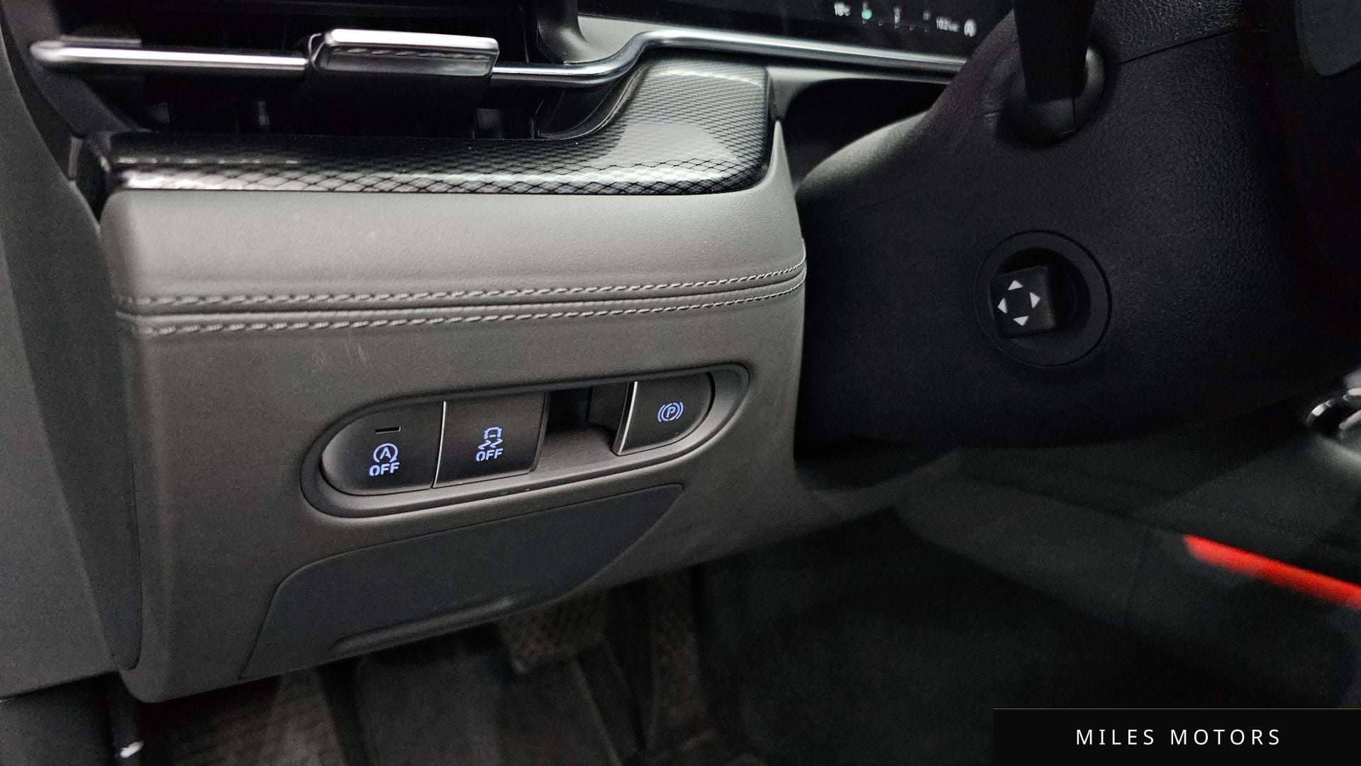Genesis G90 (RS4) 2023 — миниатюра 23