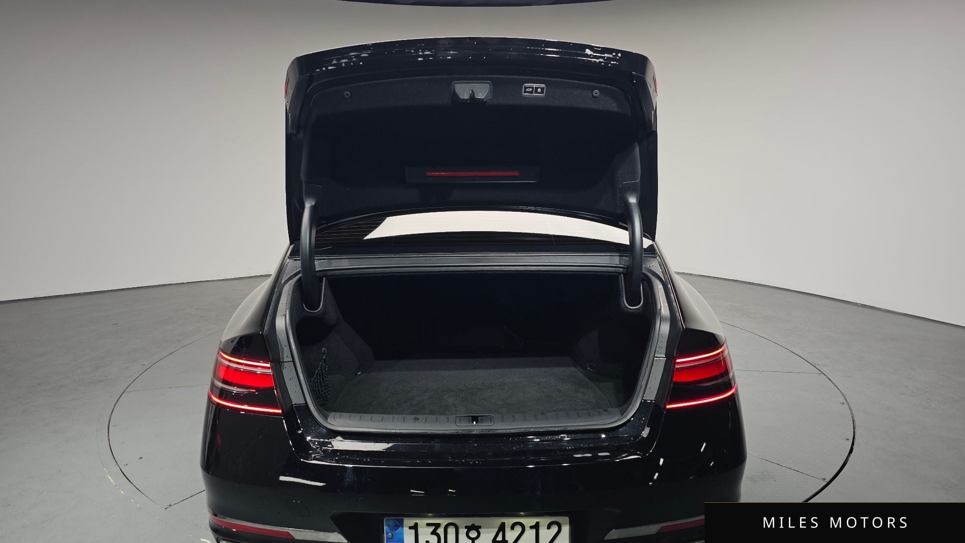 Genesis G90 (RS4) 2023 — миниатюра 28