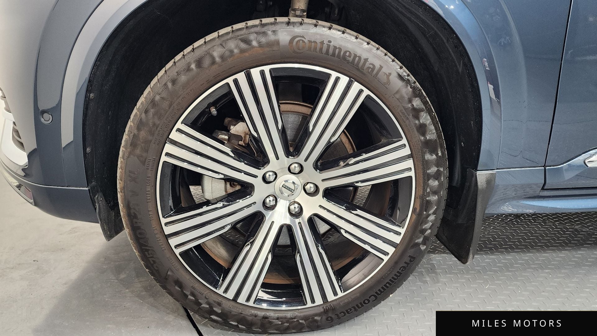 Volvo XC90 2023 — миниатюра 5