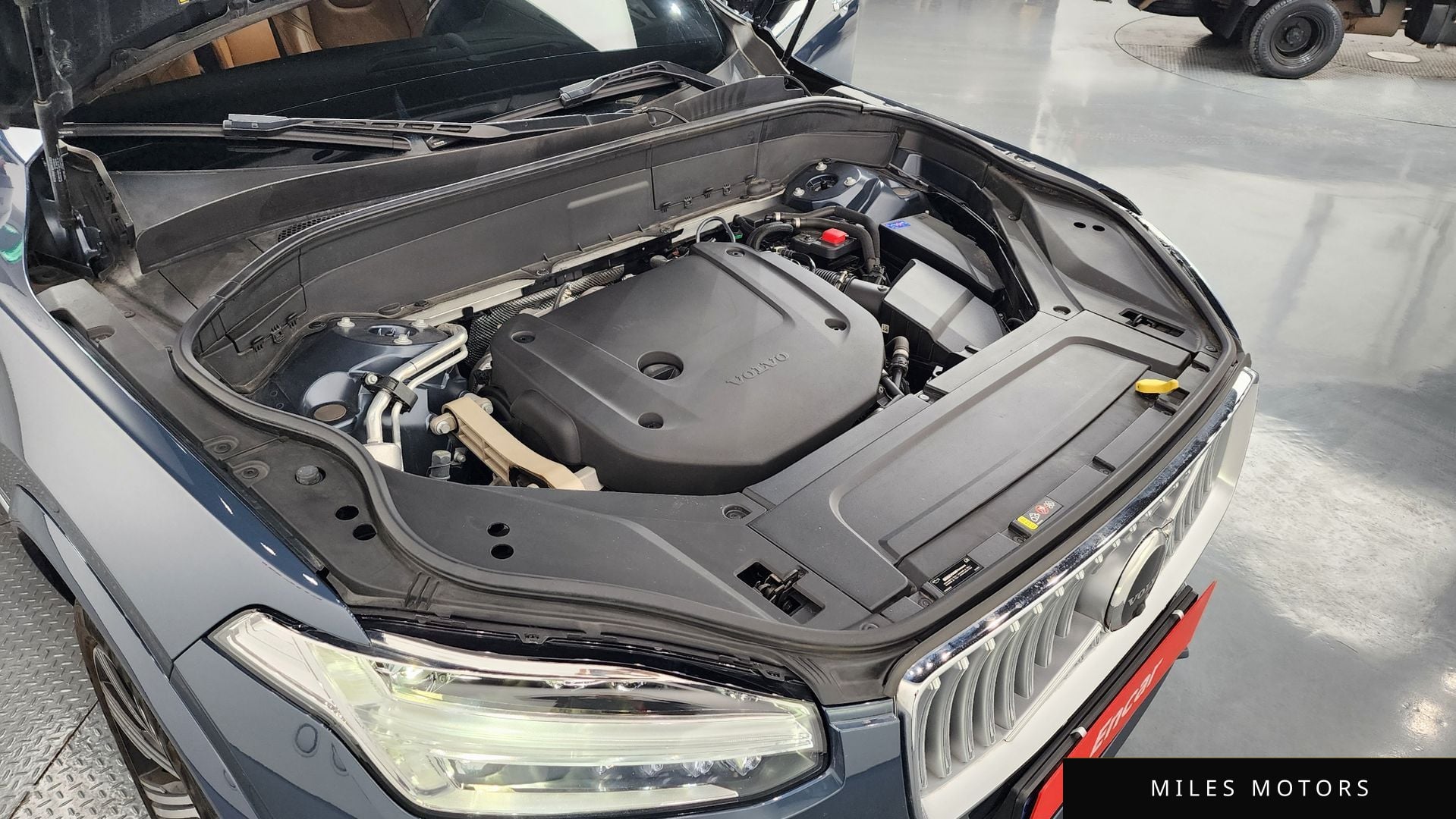 Volvo XC90 2023 — миниатюра 6