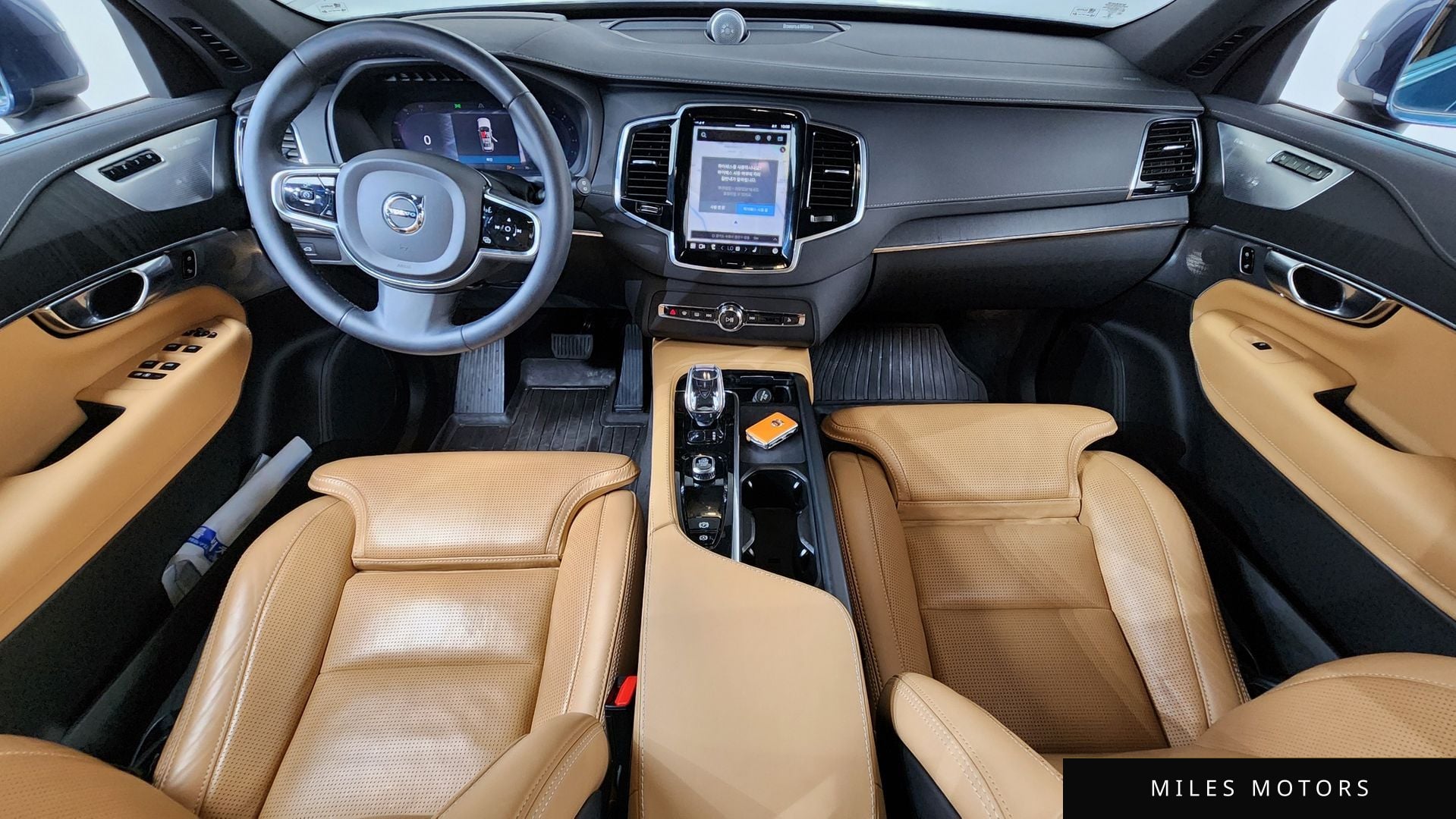 Volvo XC90 2023 — миниатюра 10