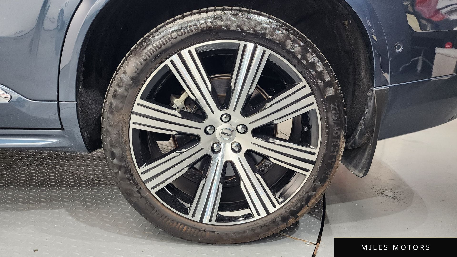 Volvo XC90 2023 — миниатюра 7