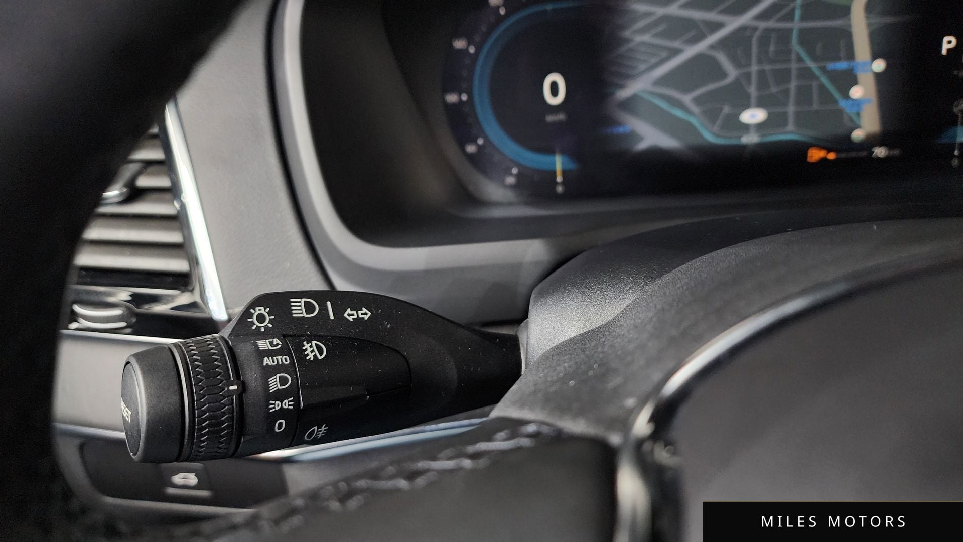 Volvo XC90 2023 — миниатюра 41