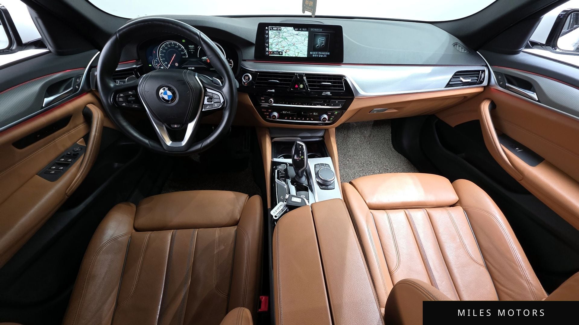 BMW 5 Series (G30) 2017 — миниатюра 10