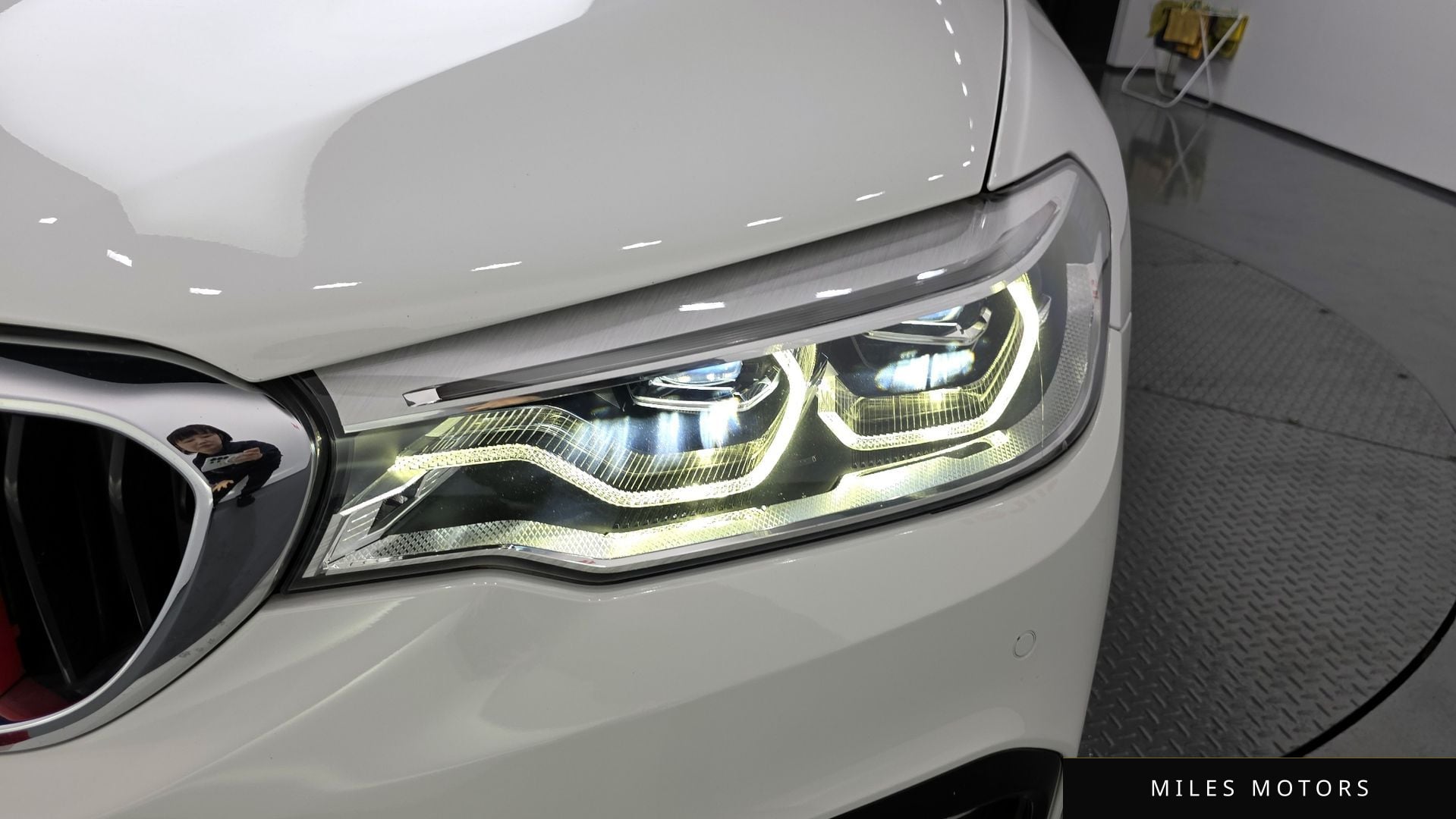 BMW 5 Series (G30) 2017 — миниатюра 8