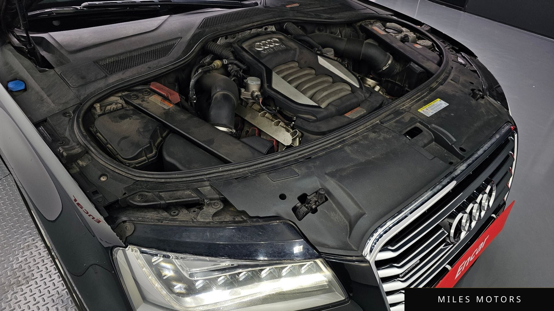 Audi A8 2012 — миниатюра 6