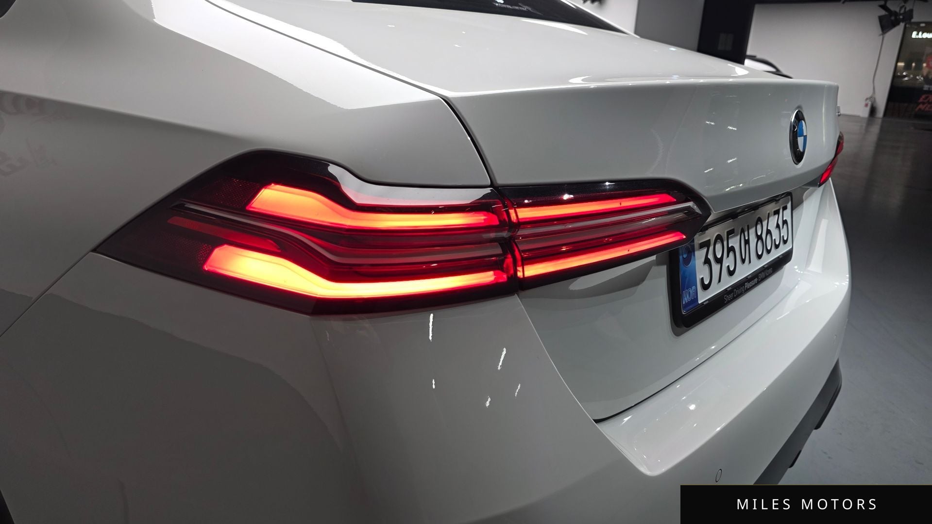 BMW 5 Series (G60) 2025 — миниатюра 8
