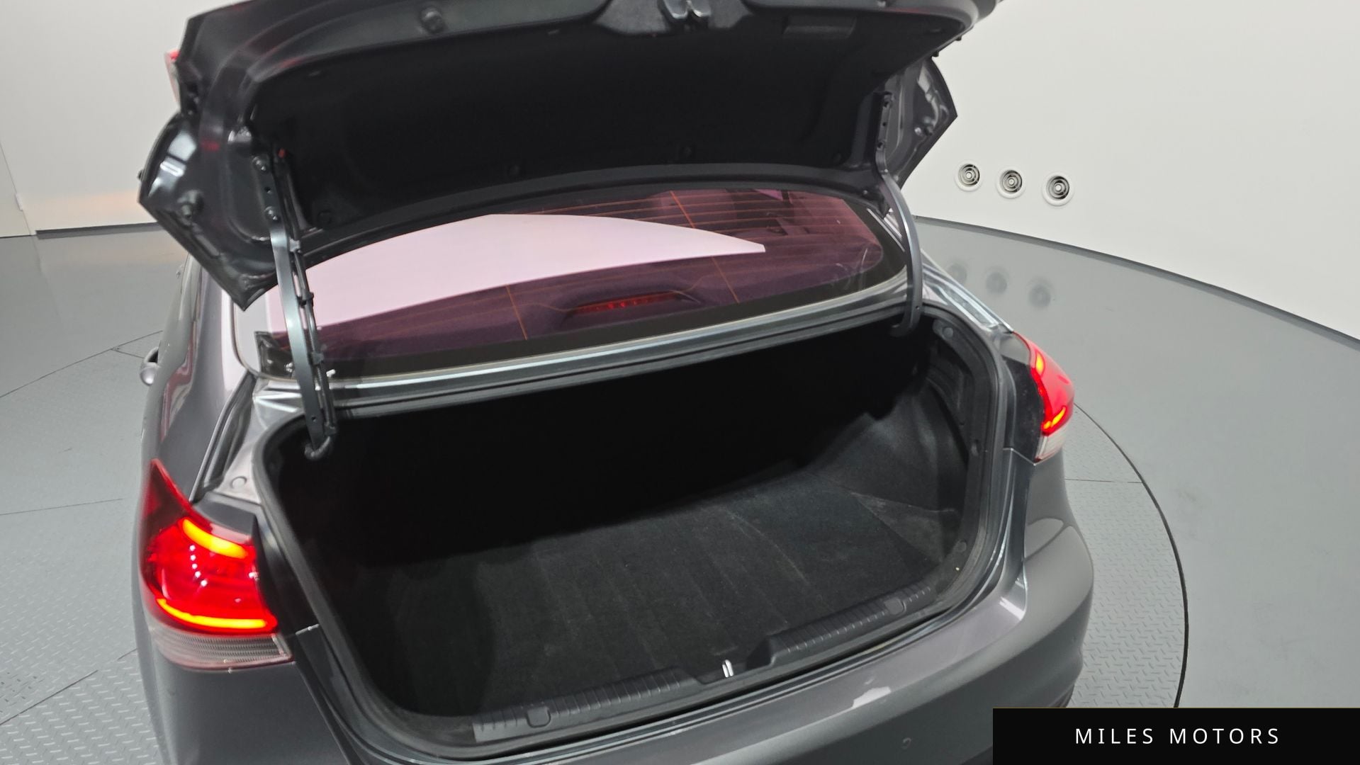 Kia K3 2018 — миниатюра 26