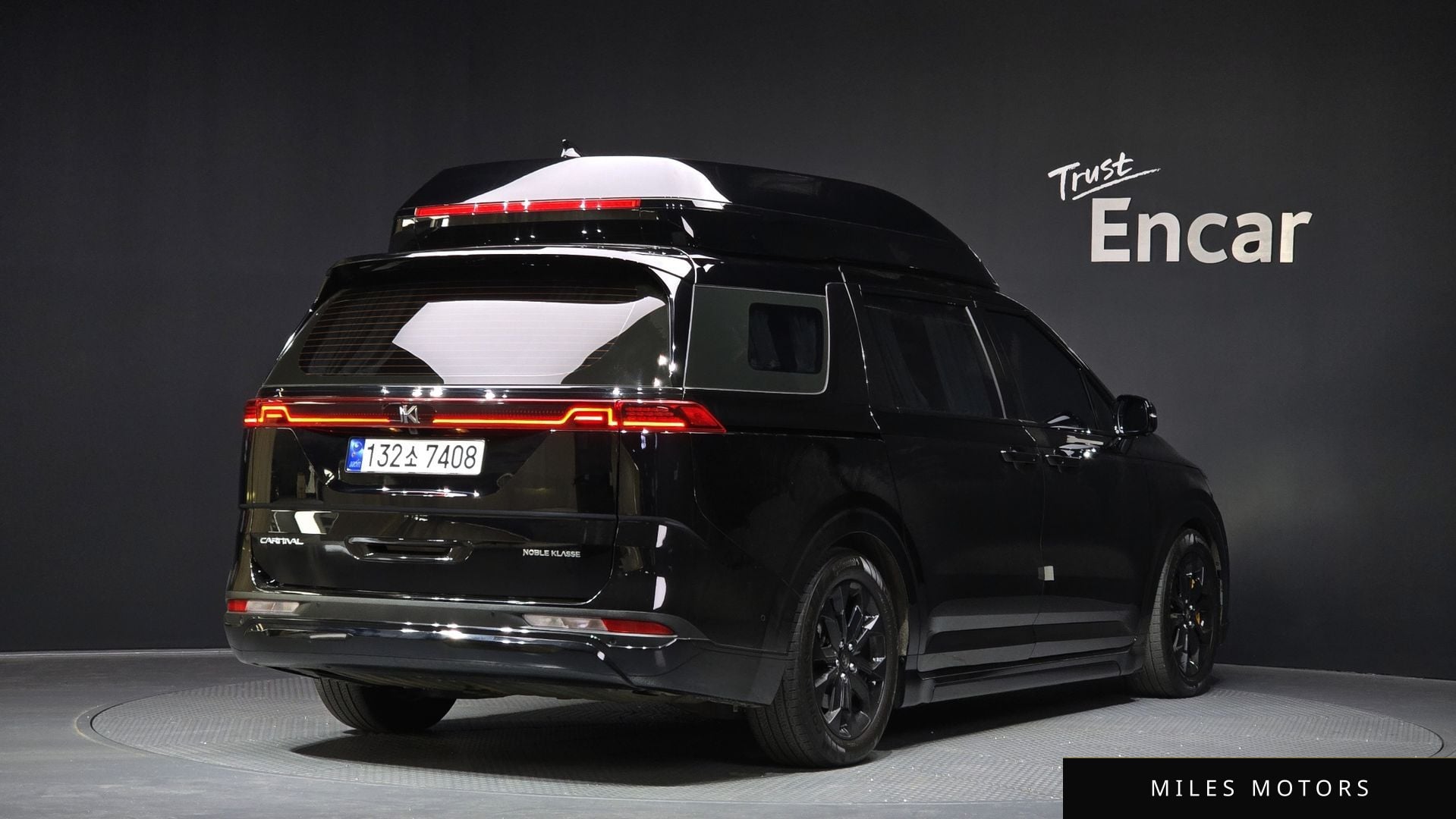 Kia Carnival 2023 — миниатюра 2
