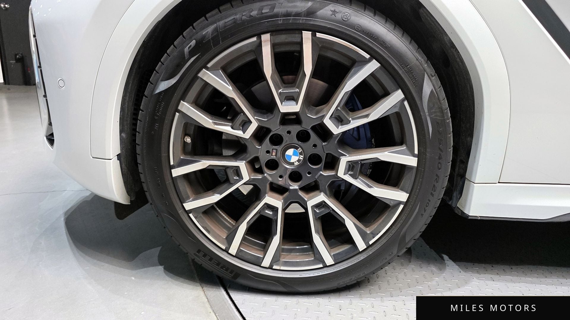 BMW X6 (G06) 2025 — миниатюра 5